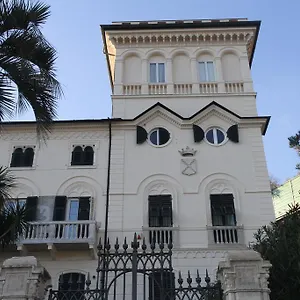 D'albertis Apartment Crevari
